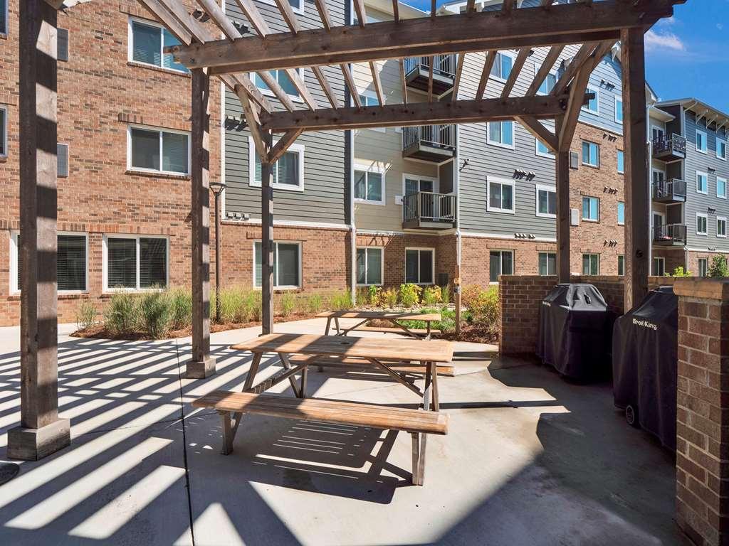Waterwalk Extended Stay By Wyndham Charlotte - Arrowood Exteriör bild