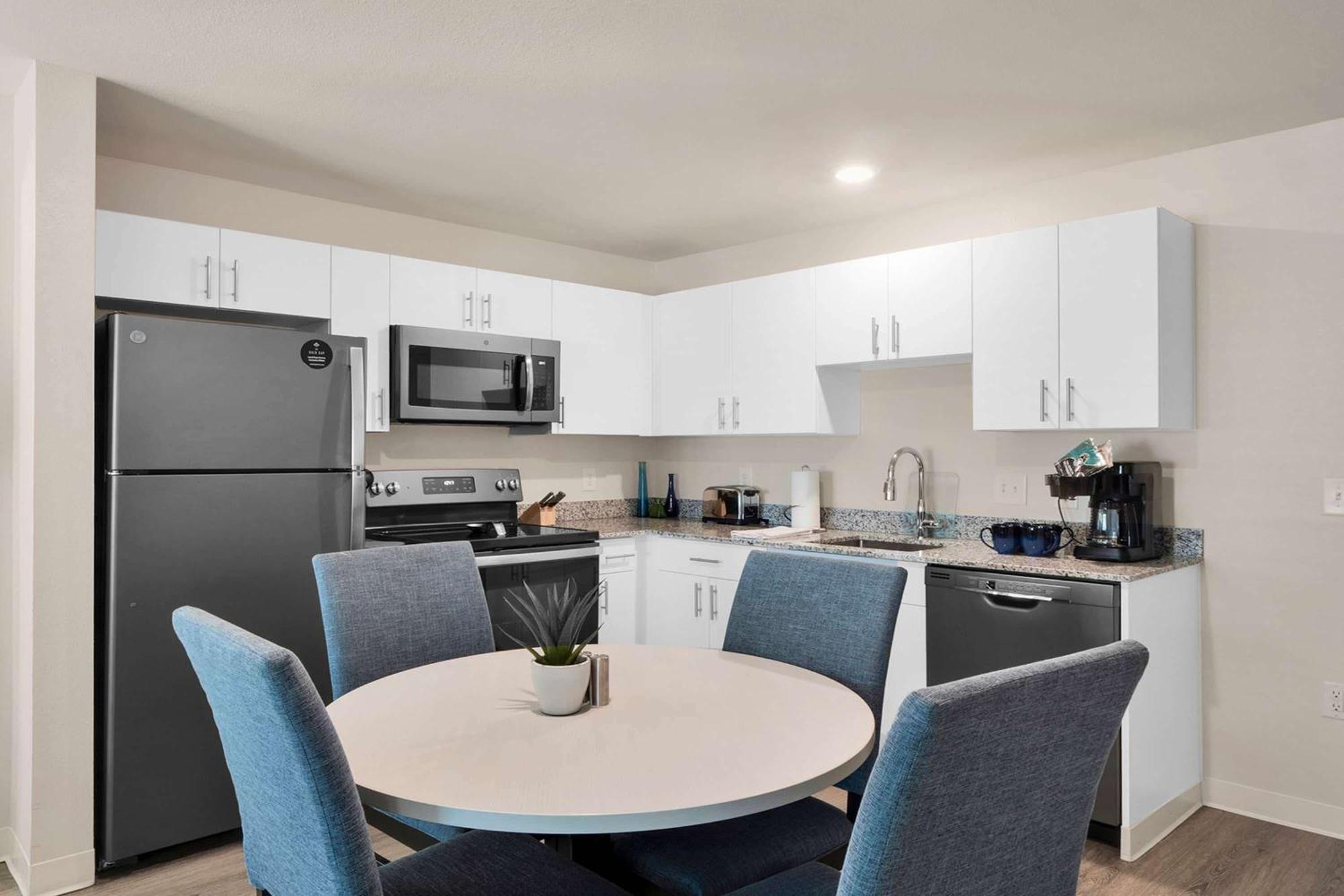 Waterwalk Extended Stay By Wyndham Charlotte - Arrowood Exteriör bild